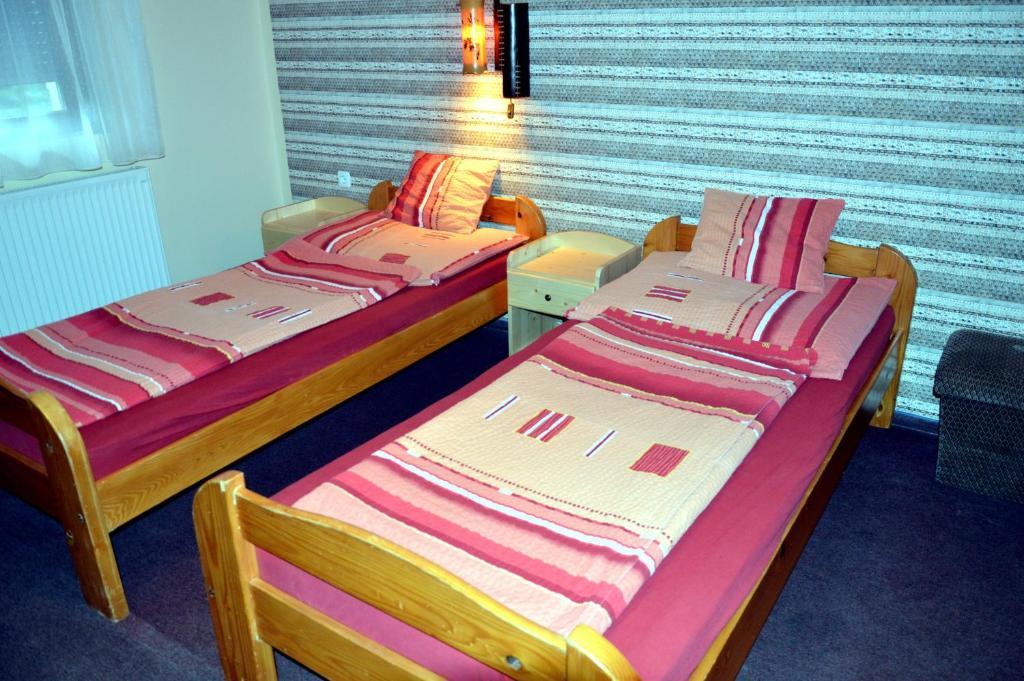 Bed and Breakfast Flamingo Vendeghaz Eger Exteriér fotografie